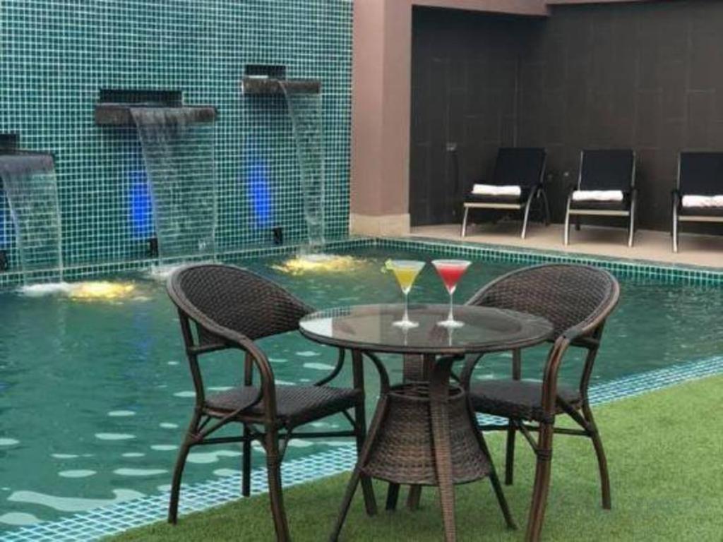Hotel Castle Salam Khulna Exterior foto